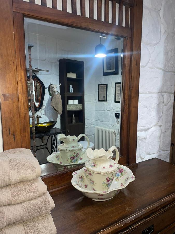 Nellie'S Farmhouse Карлингфорд Екстериор снимка